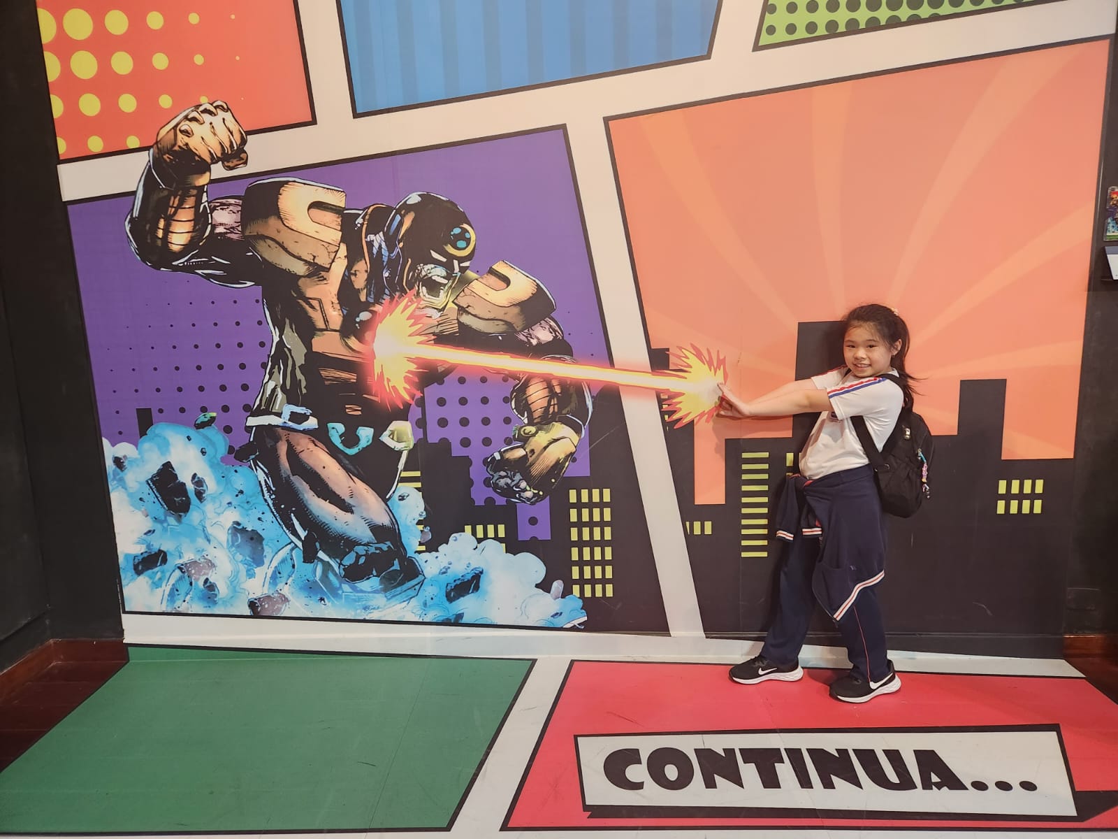 Turmas de 3º e 4º Ano visitam o Museu das Ilusões