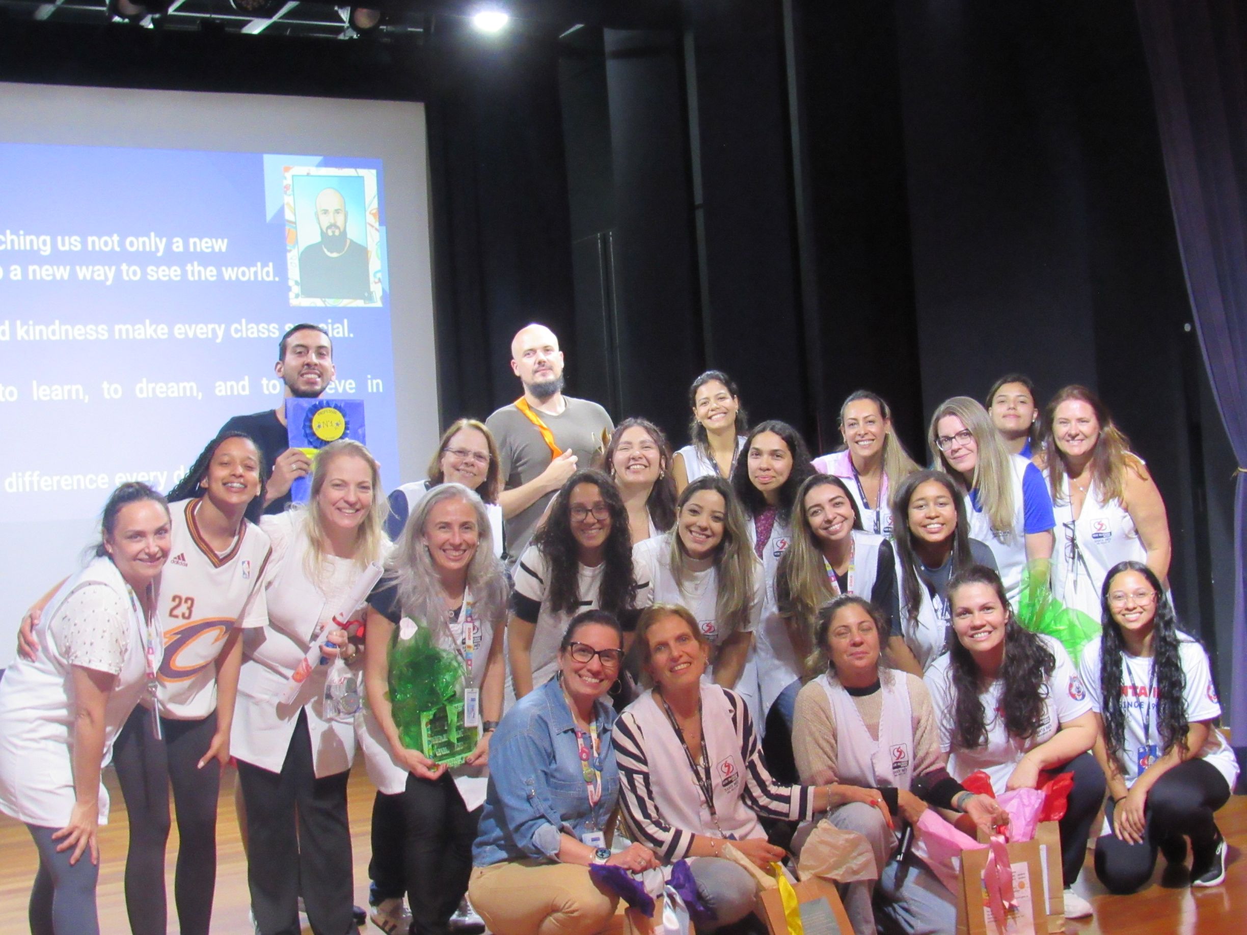 Colégio de Santa Inês celebra o Dia dos Professores com homenagens e surpresas emocionantes
