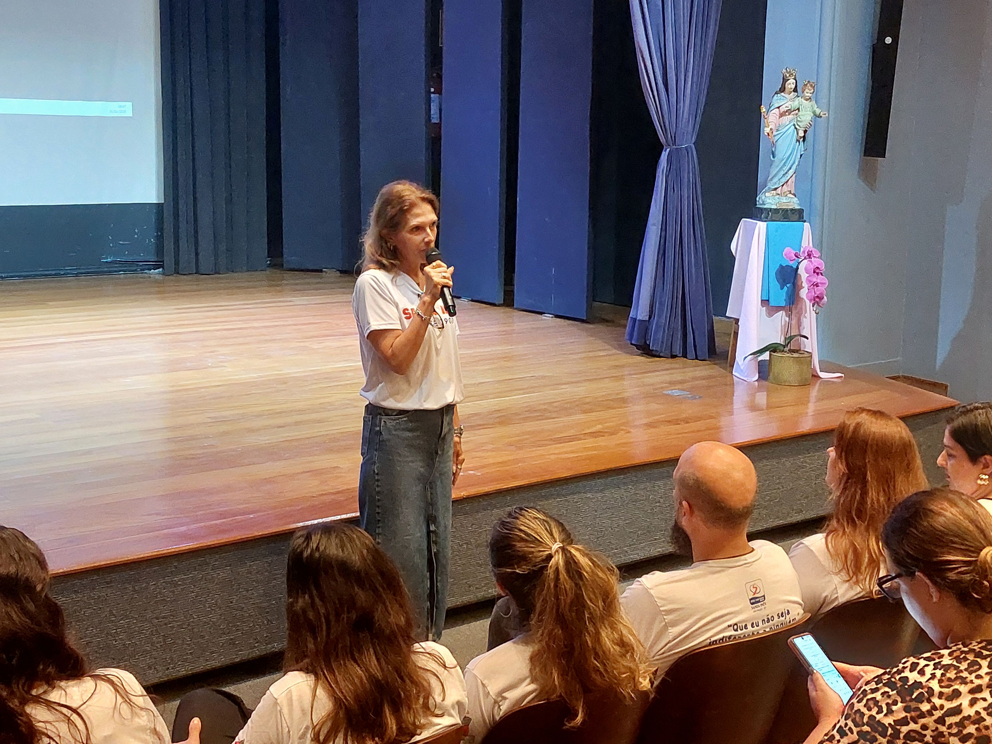 Colégio de Santa Inês promove reunião de pais e responsáveis da Educação Infantil e Ensino Fundamental Anos Iniciais