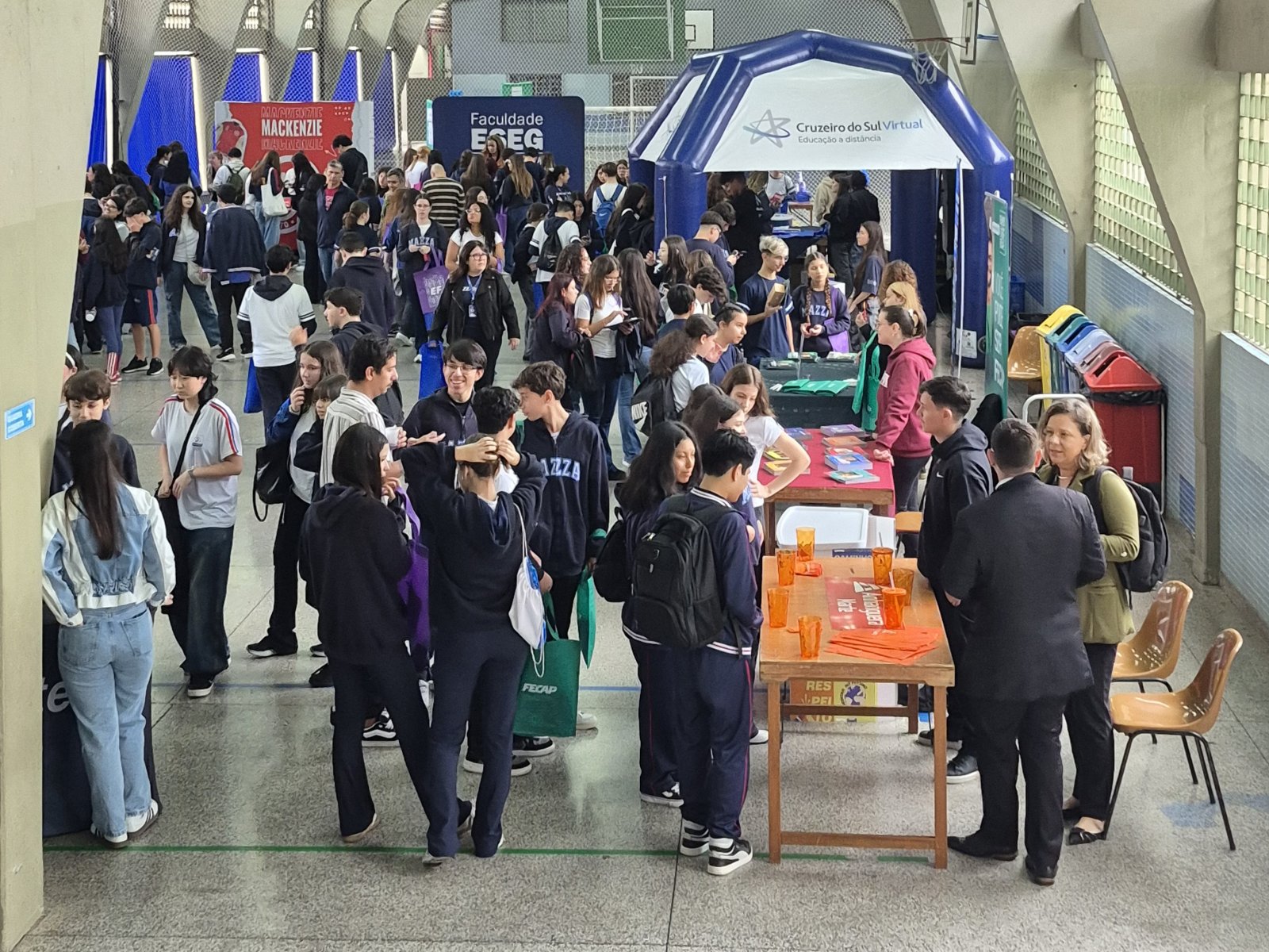 Colégios De São Paulo Realizam Fórum De Profissões Abordando Os Avanços Da Inteligência Artificial E Impacto No Mercado De Trabalho