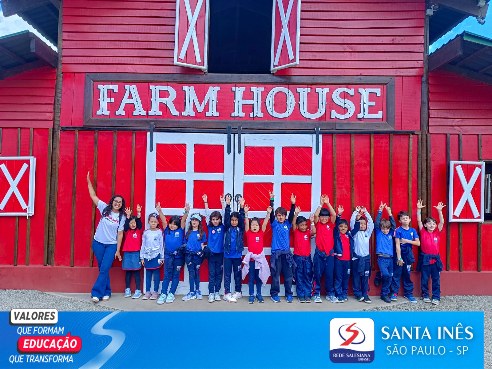 Turmas do 1º Ano visitam a Mini Fazenda Pet Zoo
